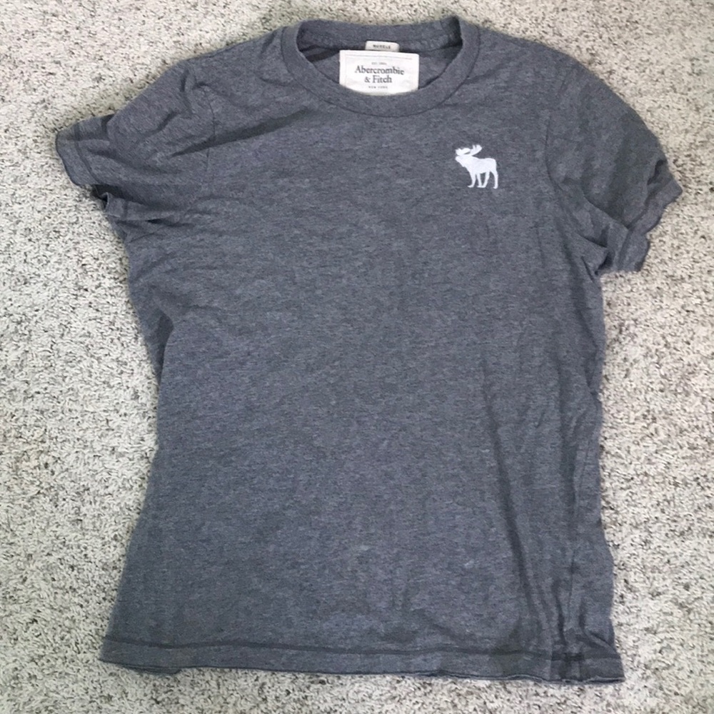 Abercrombie shirt size medium